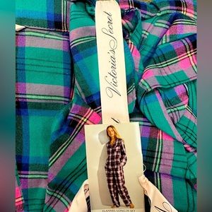Victoria secret flannel lounge pj set